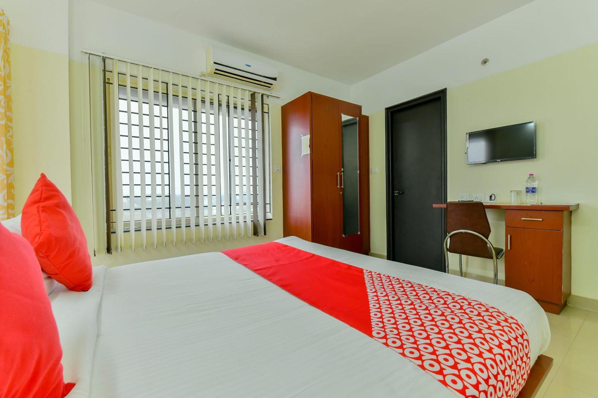 Super Hotel O Tyche Stays Thiruvananthapuram Bagian luar foto